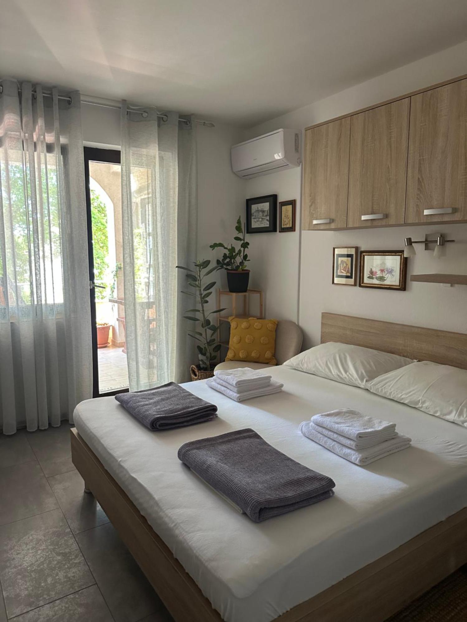 Studio Apartman Stefanija Selce Luaran gambar